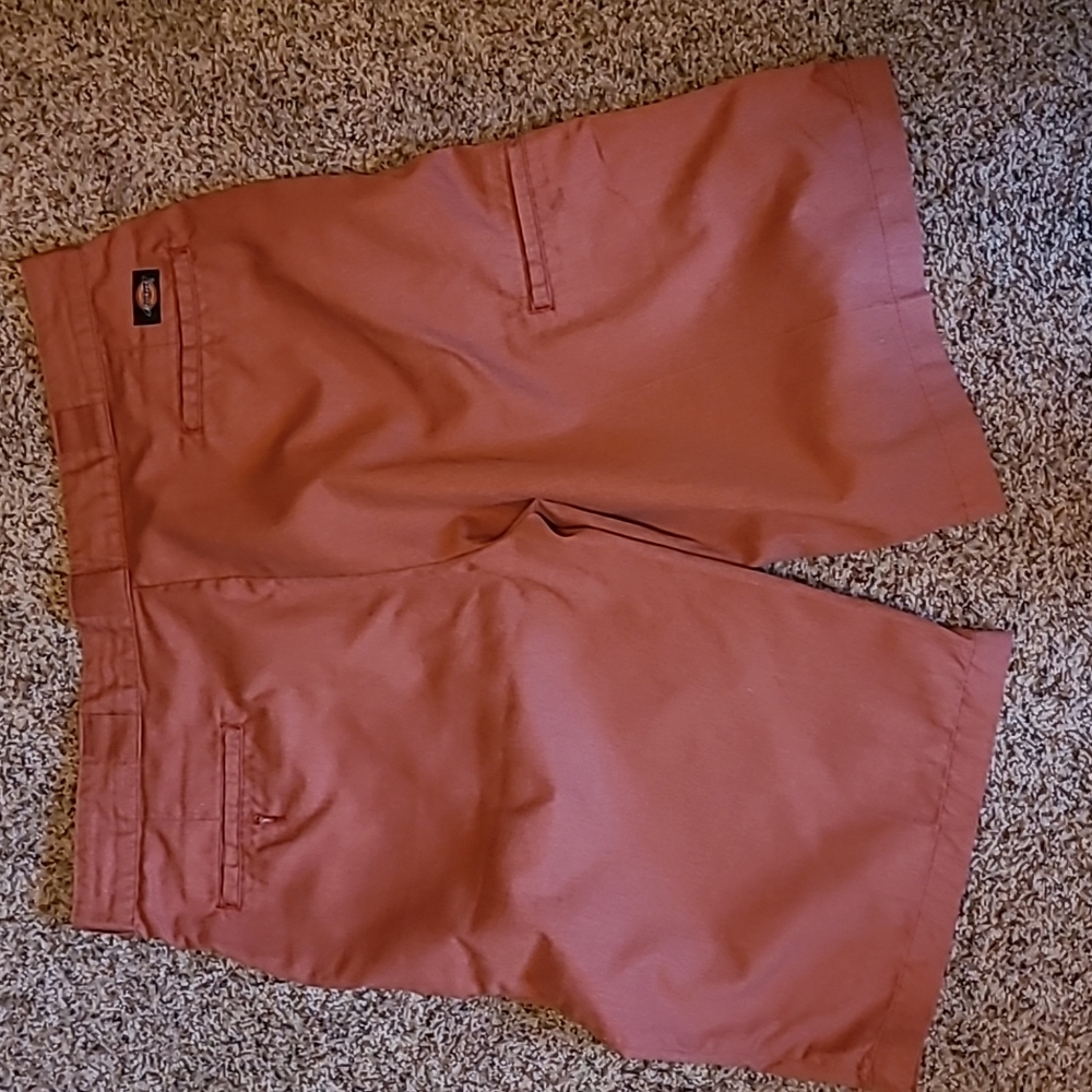 Pink dickies "kyle" 38 shorts